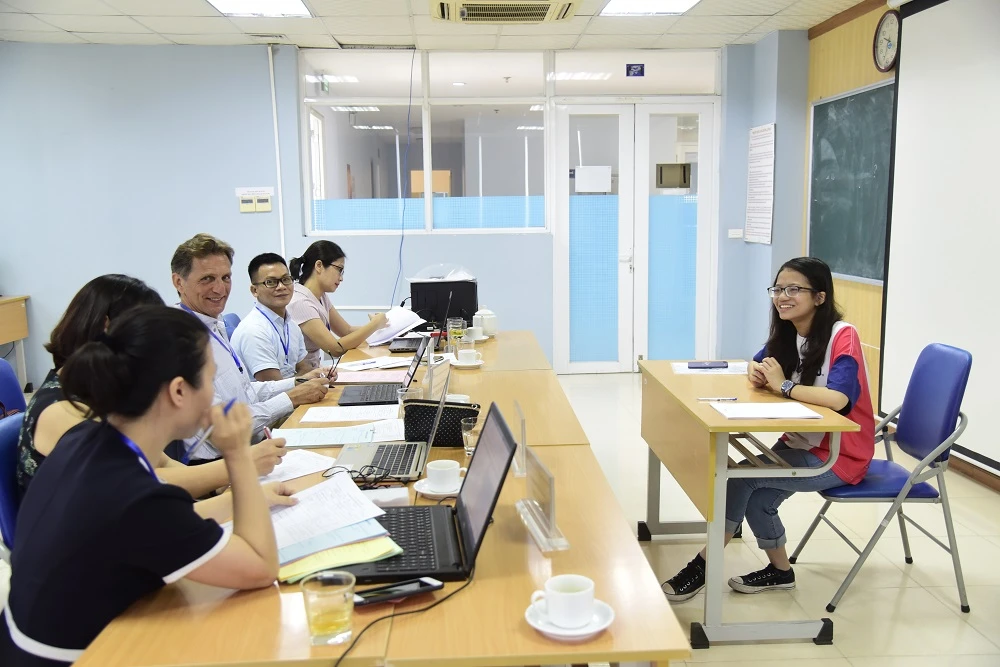 VIỆC LÀM CHÂU ÂU UY TÍN – CƠ HỘI THAY ĐỔI CUỘC ĐỜI VỚI THU NHẬP 30 – 50 TRIỆU/THÁNG 9 chu su dung chau au phong van truc tiep