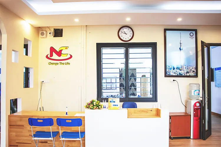 quay le tan co logo cong ty nam chau ims co