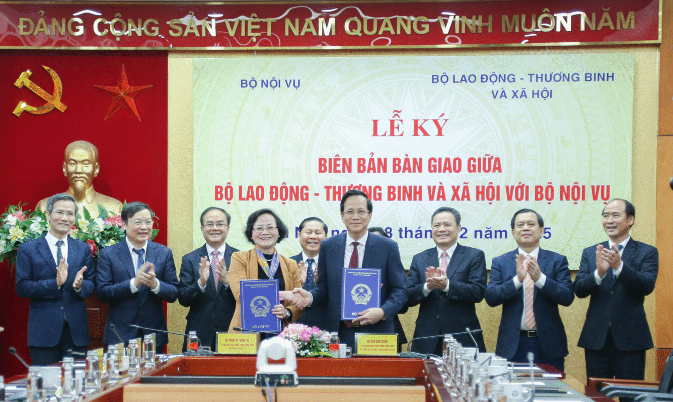 Cảnh báo lừa đảo “XKLĐ Nga bay nhanh trong 15 ngày”: Sự thật pháp lý, thời gian thư mời – visa và cách đi xuất khẩu lao động Nga hợp pháp image 8
